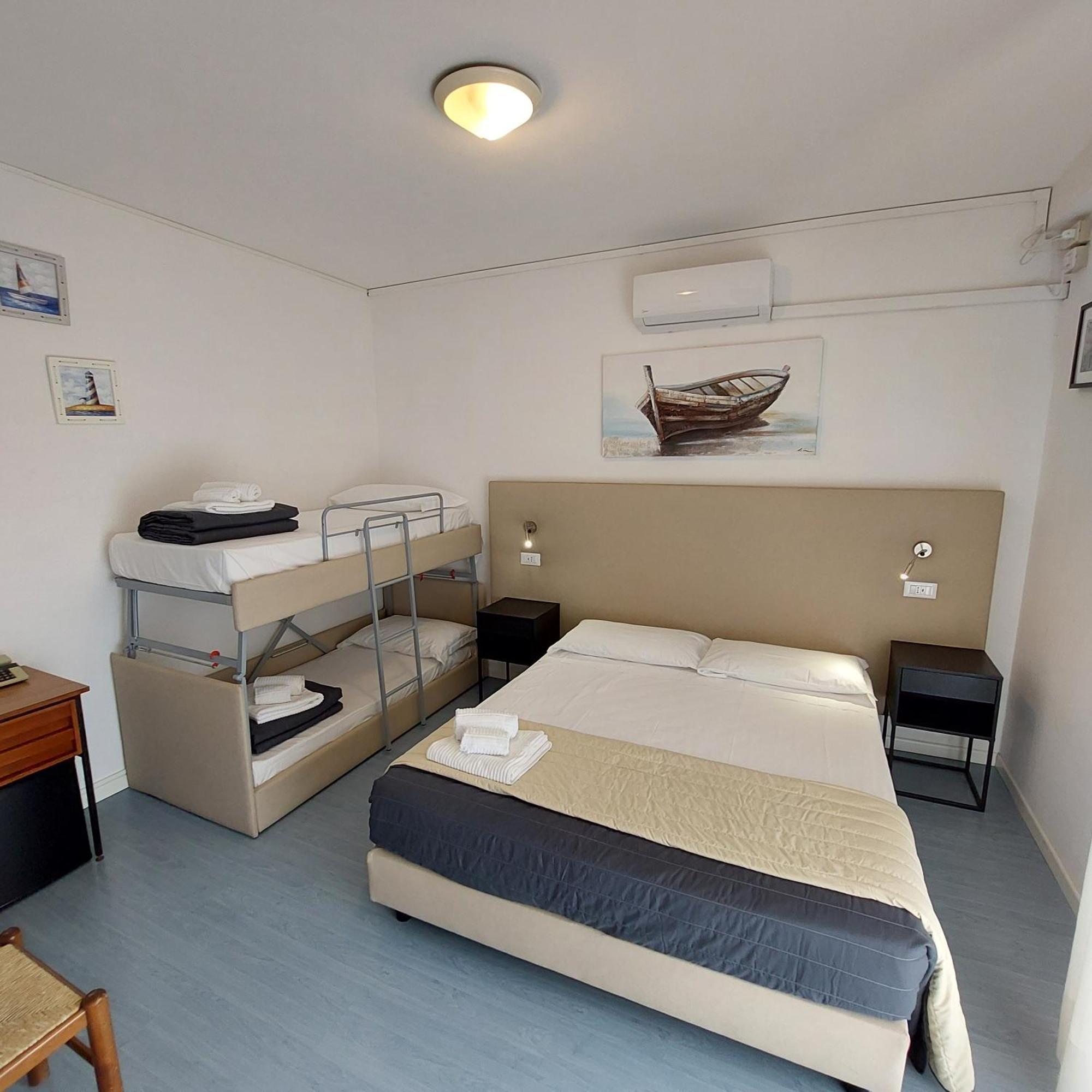 Hotel Helvetia Grado Luaran gambar