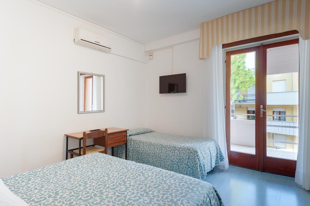 Hotel Helvetia Grado Luaran gambar