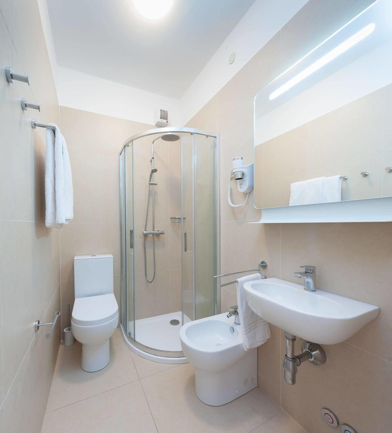 Hotel Helvetia Grado Luaran gambar